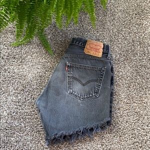 Black Levi shorts 501’s